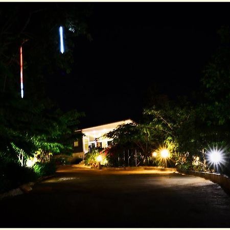 Wind Hills Hotel Nakhonratchasima Екстериор снимка