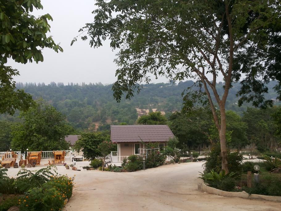 Wind Hills Hotel Nakhonratchasima Екстериор снимка